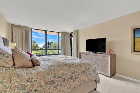 799 Jeffery Street Boca Raton FL 33487