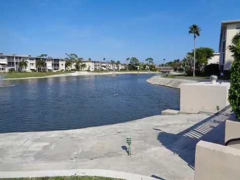 2615 N Garden Drive Lake Worth FL 33461