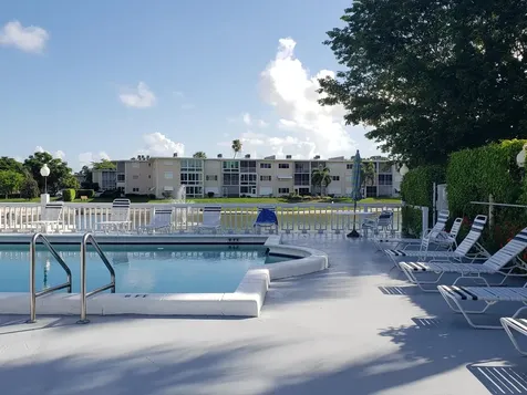 2615 N Garden Drive Lake Worth FL 33461