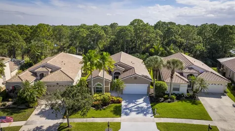 3360 Se Fairway Oaks Trail Stuart FL 34997