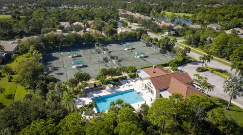 3360 Se Fairway Oaks Trail Stuart FL 34997