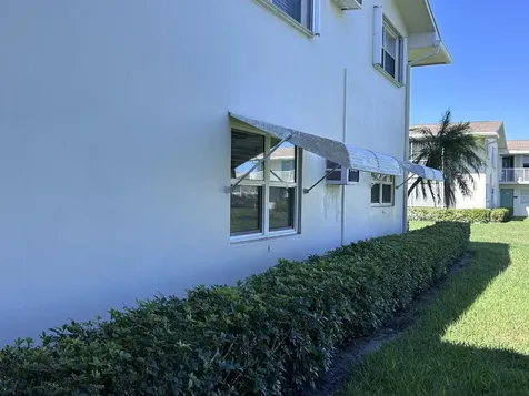 680 Horizons W Boynton Beach FL 33435