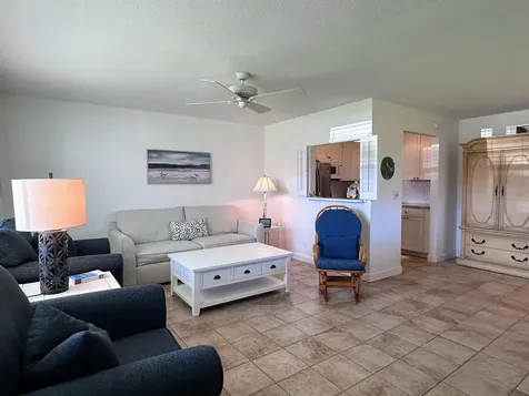 680 Horizons W Boynton Beach FL 33435