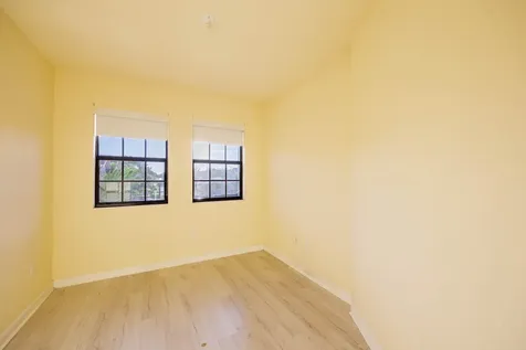 5636 NW 58th Lane Tamarac FL 33319