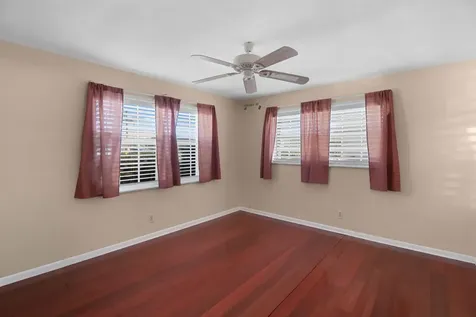 310 Wilma Circle Riviera Beach FL 33404