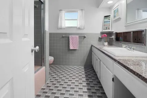 310 Wilma Circle Riviera Beach FL 33404