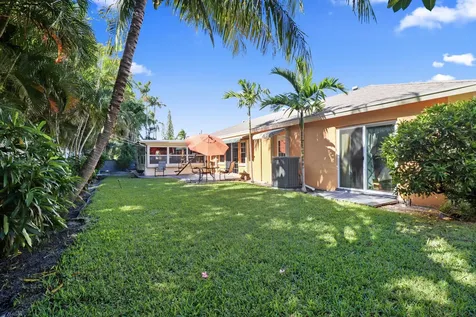 310 Wilma Circle Riviera Beach FL 33404