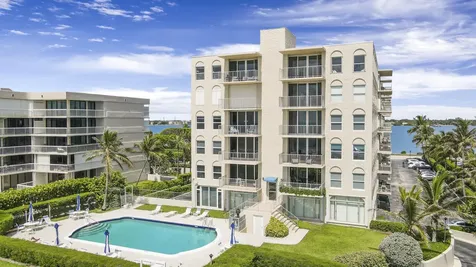 3230 S Ocean Boulevard Palm Beach FL 33480