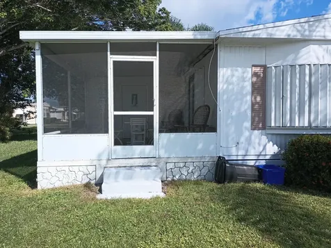 16 Guadalupe Port Saint Lucie FL 34952