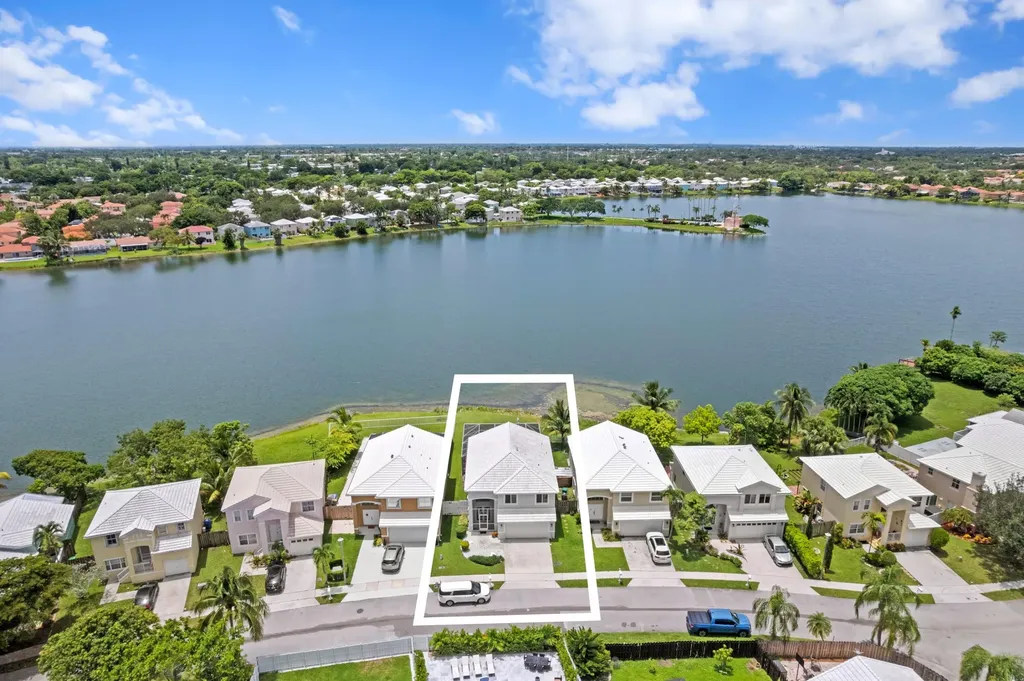 6458 Buena Vista Drive Margate FL 33065