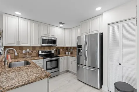 6458 Buena Vista Drive Margate FL 33065