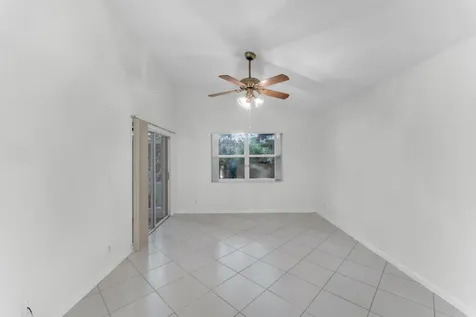 2705 Pointe Circle Greenacres FL 33413
