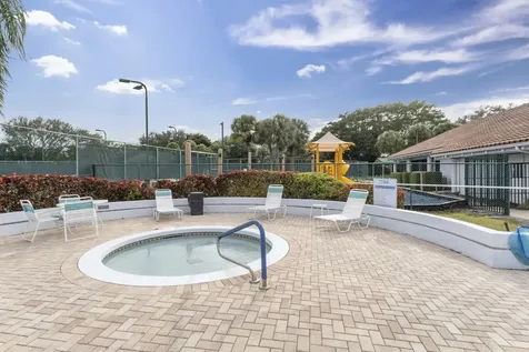 2705 Pointe Circle Greenacres FL 33413