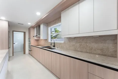 1380 Sw 1st Street Boca Raton FL 33486