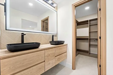 1380 Sw 1st Street Boca Raton FL 33486