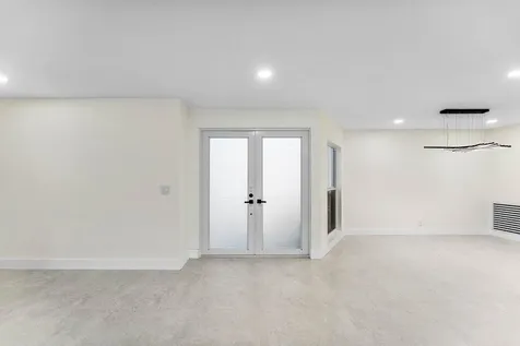 1380 Sw 1st Street Boca Raton FL 33486