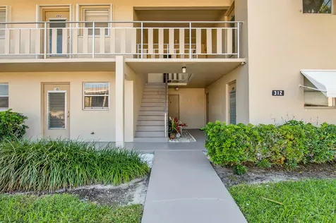312 Ne 17th Avenue Boynton Beach FL 33435