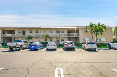 312 Ne 17th Avenue Boynton Beach FL 33435