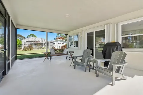 409 Se Gasparilla Avenue Port Saint Lucie FL 34983