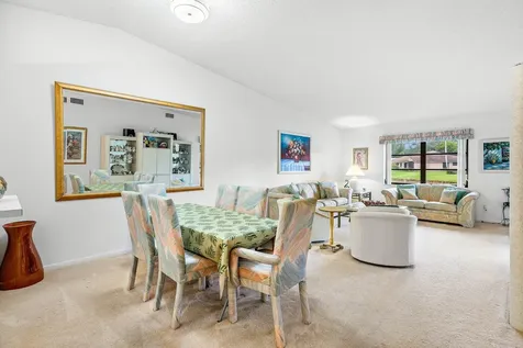 8282 Springlake Drive Boca Raton FL 33496