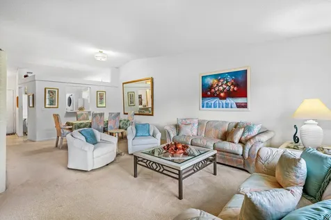 8282 Springlake Drive Boca Raton FL 33496