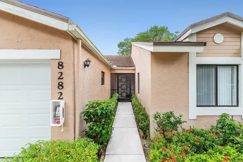 8282 Springlake Drive Boca Raton FL 33496