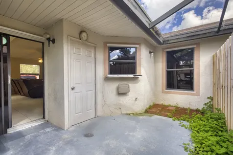 2832 Stoneway Lane Fort Pierce FL 34982
