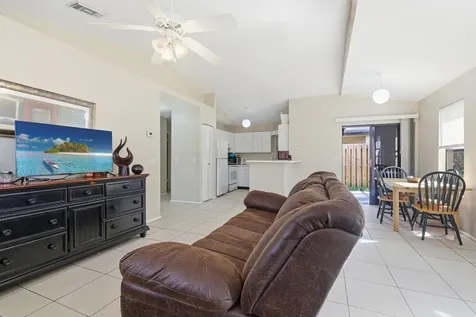 2832 Stoneway Lane Fort Pierce FL 34982
