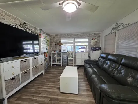 6241 Elm Lane Lantana FL 33462