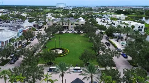 11400 Sw Hillcrest Circle Port Saint Lucie FL 34987