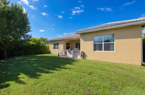 11400 Sw Hillcrest Circle Port Saint Lucie FL 34987