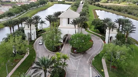 11400 Sw Hillcrest Circle Port Saint Lucie FL 34987