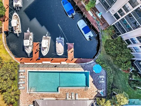 21 Royal Palm Way Boca Raton FL 33432