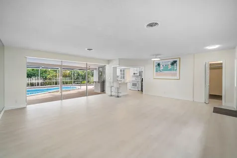 262 Ne 24th Court Boca Raton FL 33431