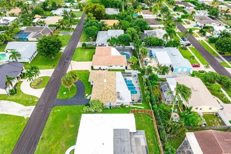 262 Ne 24th Court Boca Raton FL 33431