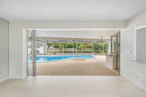 262 Ne 24th Court Boca Raton FL 33431