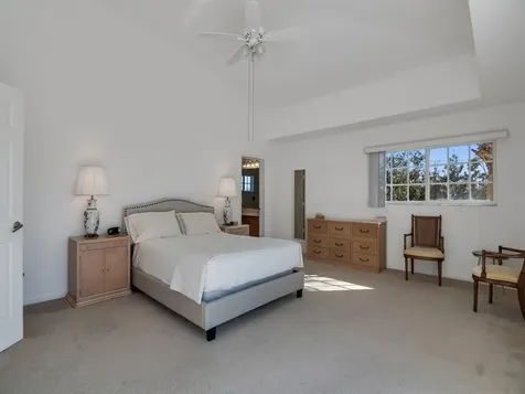 520 7th Square Vero Beach FL 32962