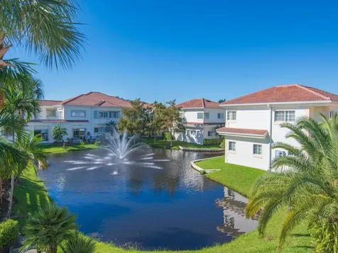 520 7th Square Vero Beach FL 32962