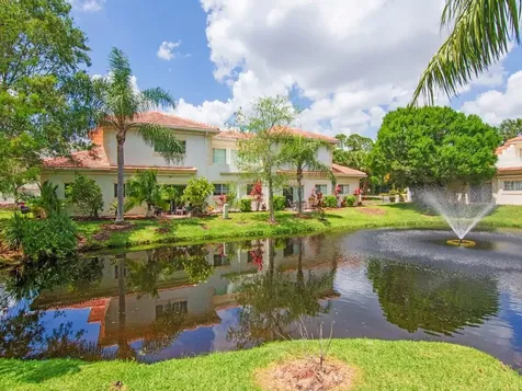 520 7th Square Vero Beach FL 32962