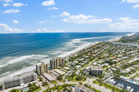 100 Beach Road Tequesta FL 33469