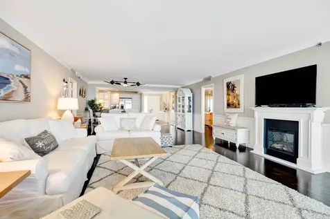 100 Beach Road Tequesta FL 33469