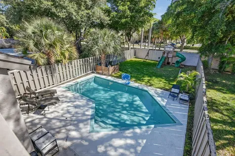 372 Deer Creek Wildwood Lane Deerfield Beach FL 33442