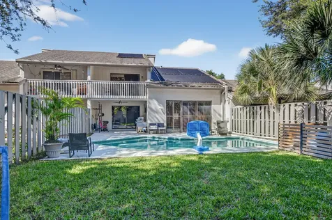 372 Deer Creek Wildwood Lane Deerfield Beach FL 33442