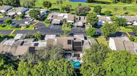 372 Deer Creek Wildwood Lane Deerfield Beach FL 33442