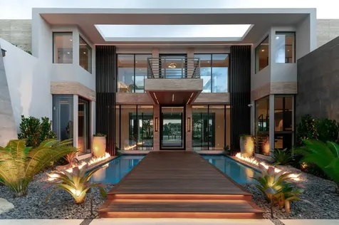 488 S Beach Road Jupiter Island FL 33455