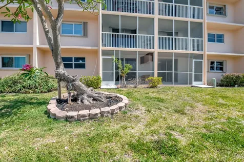 750 Ne Spanish River Boulevard Boca Raton FL 33431