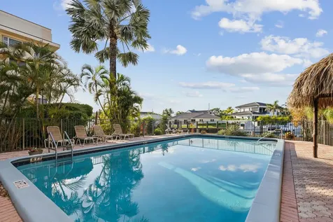 750 Ne Spanish River Boulevard Boca Raton FL 33431