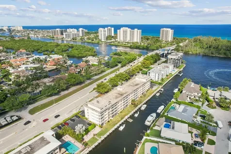 750 Ne Spanish River Boulevard Boca Raton FL 33431