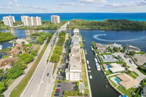 750 Ne Spanish River Boulevard Boca Raton FL 33431