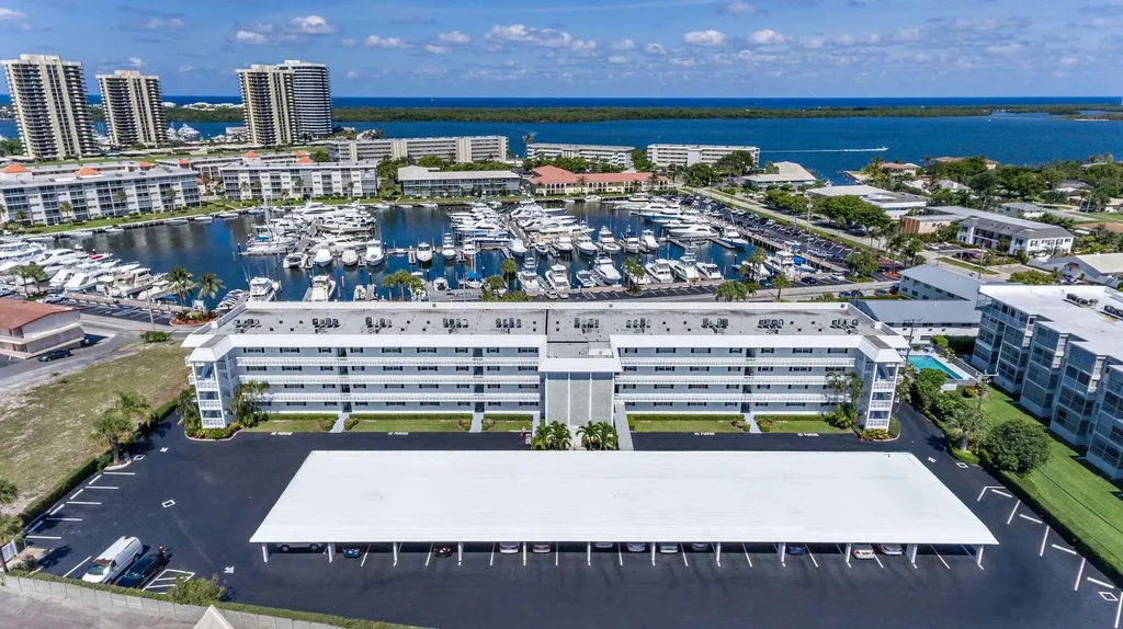 907 Marina Drive North Palm Beach FL 33408